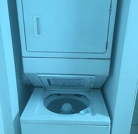 5th image of 3180 Coral Way APT 506