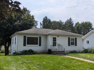301 Leif Erikson Dr, Decorah, IA 52101