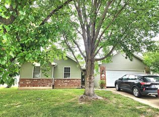 1236 Saint Matthew Ave, O'Fallon, MO 63366
