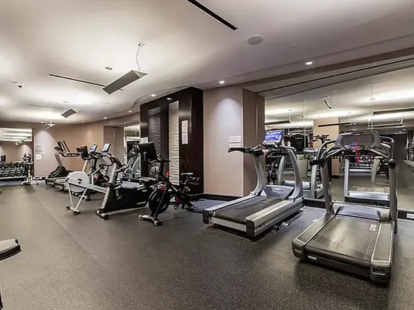 100 Riverside Boulevard image 6 of 9