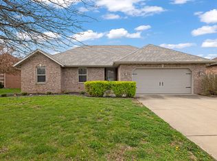 5344 W Soapberry Ct, Springfield, MO 65802