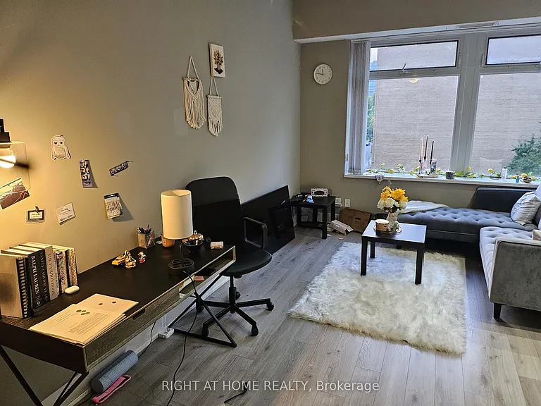 111 Saint Clair Ave W #426 — Photo 12