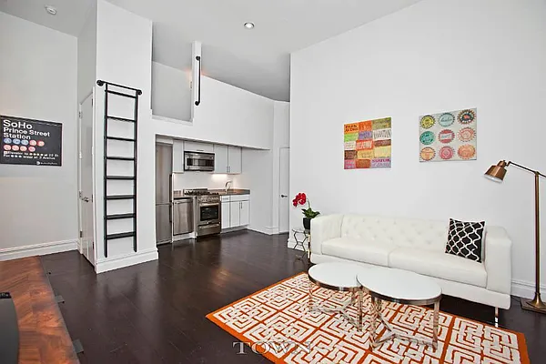 Rented by Town Residential | media 17