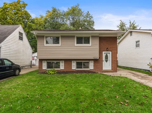 24233 Lauren Ave, Warren, MI 48089
