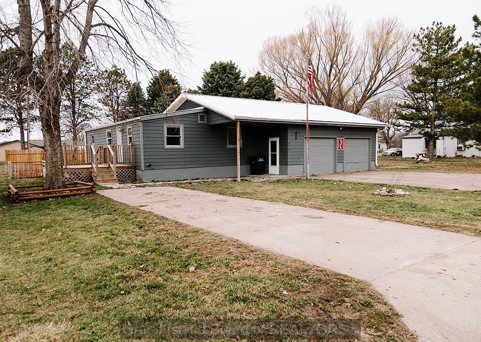 619 N 10th St, Loup City, NE 68853 Zillow