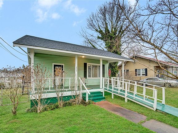 3rd image of 2505 E Brown St