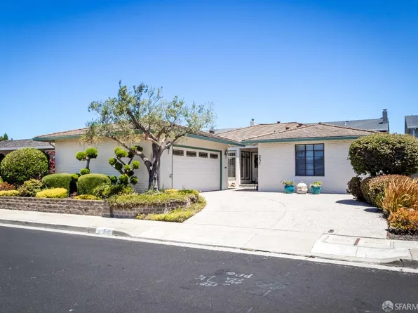 251 Pelican Ct, Foster City, CA 94404