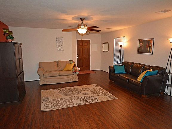5th image of 18734 Westgate Park Dr
