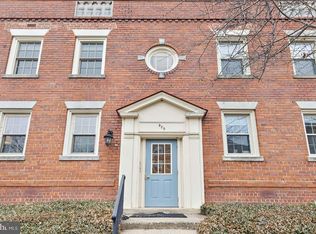 529 Bashford Ln APT 1, Alexandria, VA