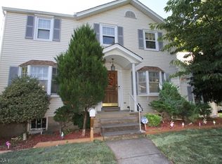 2 Sunset Dr W, Nutley, NJ 07110