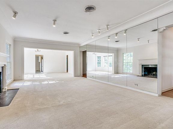5th image of 4418 University Blvd