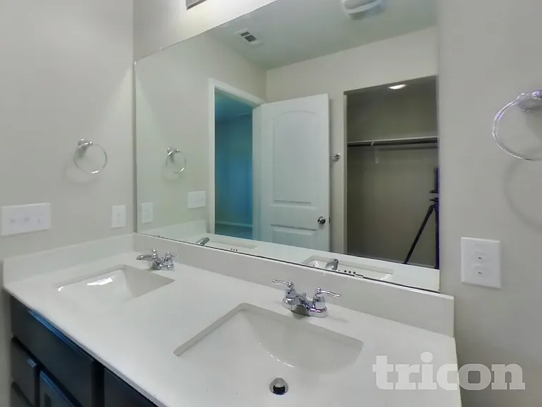 441 Otto Ave — Photo 8