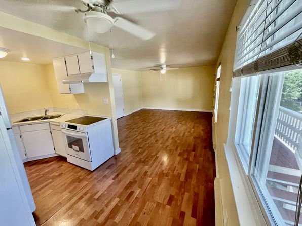 1301 Iowa St #A, Ashland, OR 97520