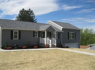 11 Calvert St, Yatesville, PA 18640
