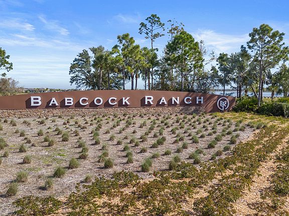 Crescent Lakes Amenity