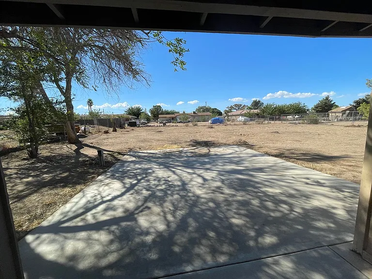 10246 Arroyo Ave — Photo 68