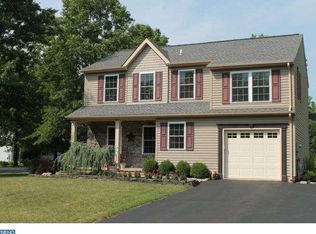 201 Wyckford Dr, Perkasie, PA 18944