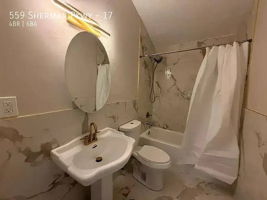 559 Sherman Pkwy APT 17 — Photo 4