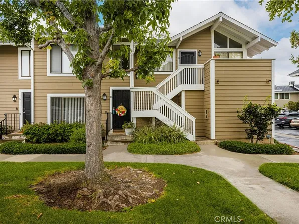 700 W Walnut Ave APT 46, Orange, CA 92868