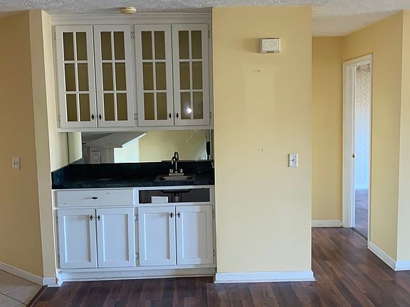 4th image of 300 Ginger Creek Ln APT 303