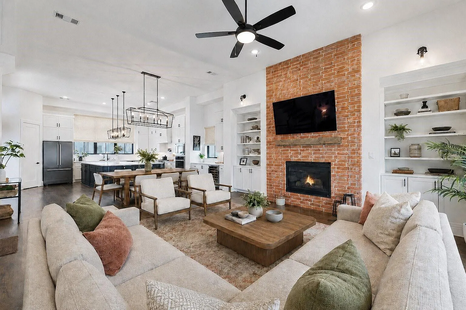 3 bed, 3.5 bath, 3188 sqft, $4,900 — Photo 1