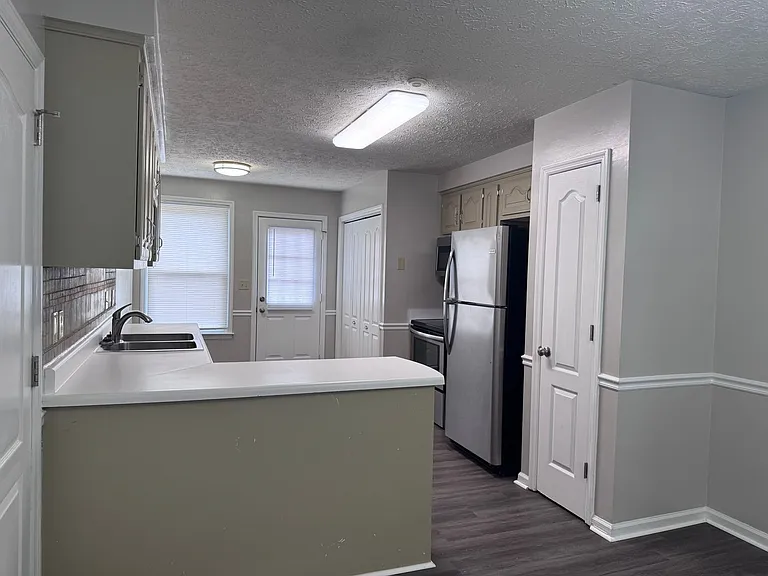 203 Melodie Dr — Photo 7