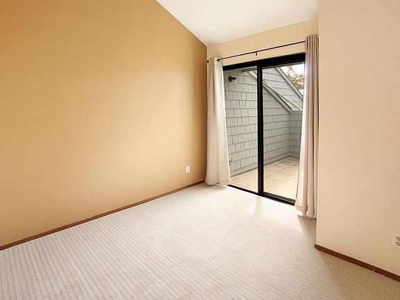 4th image of 1613 Taylor Ln