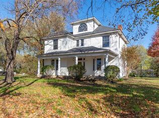 1400 Cedar St, Bismarck, MO 63624