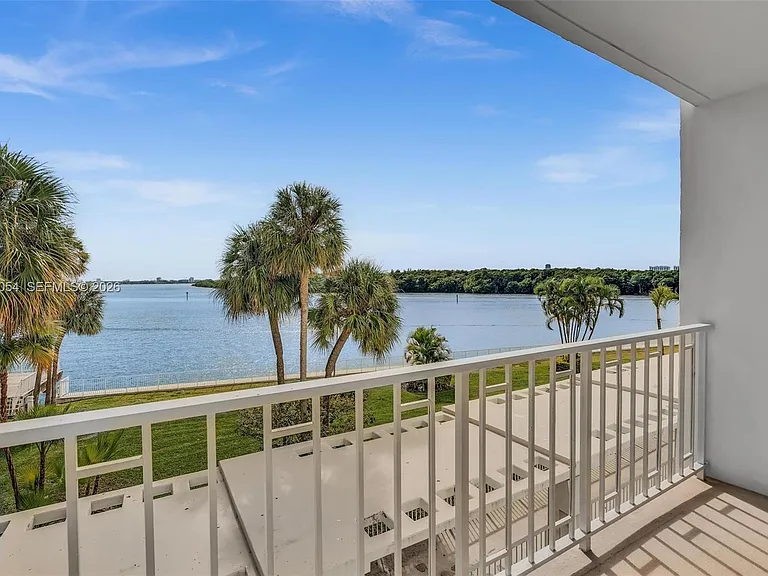 500 Bayview Dr #228 — Photo 47