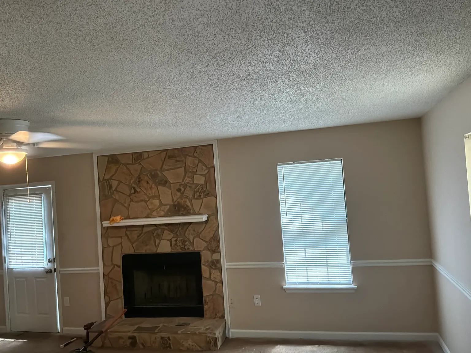 3 bed, 2.5 bath, 1690 sqft, $1,500 — Photo 1