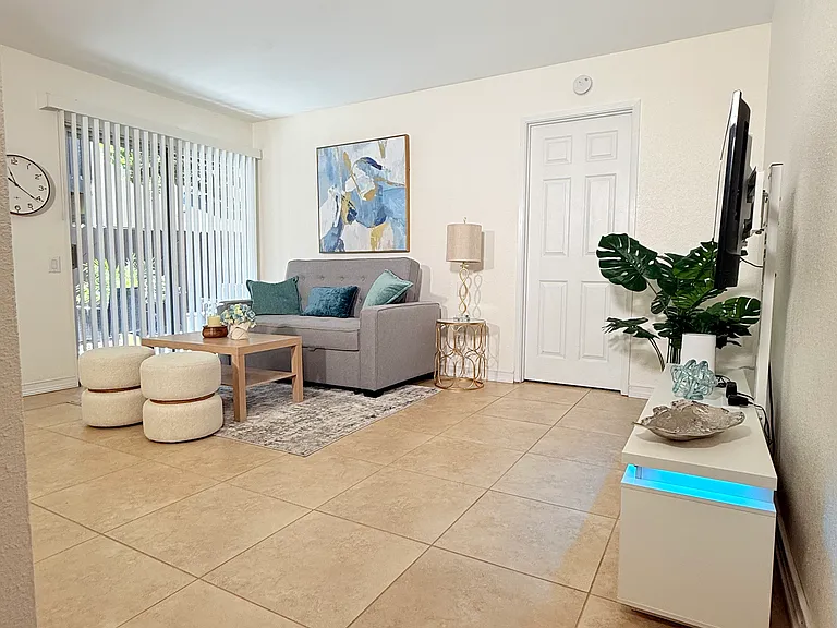 7980 Mission Center Ct #E — Photo 4