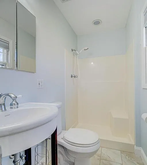 313 Sussex Ct — Photo 28