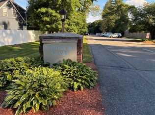 39 Pleasant St, Northborough, MA 01532