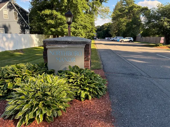 39 Pleasant St, Northborough, MA 01532