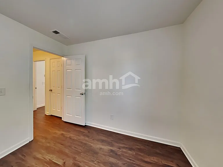 2264 Monthemer Cove Dr — Photo 22