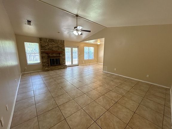4th image of 4309 Greenlee Dr