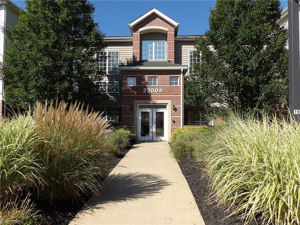 1st image of 23004 Chandlers Ln #4-106