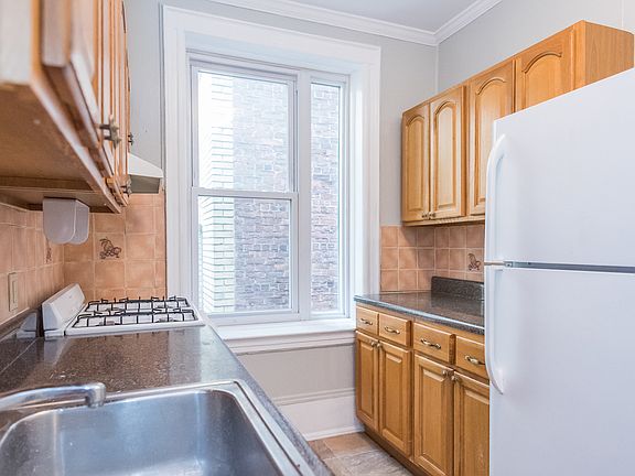 3rd image of 32-40 33rd St #2R