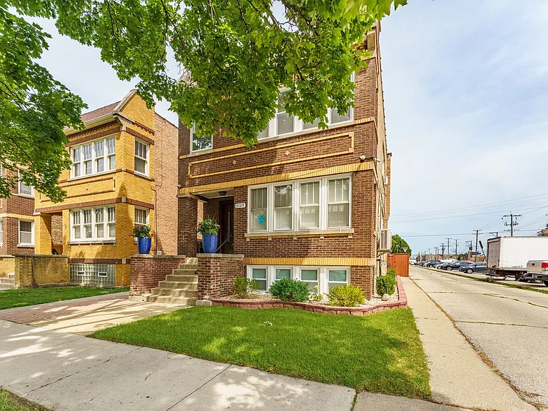 2125 Wesley Ave — Photo 19