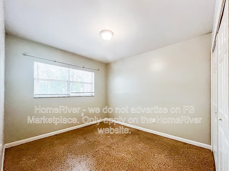 1903 W Spruce St — Photo 18