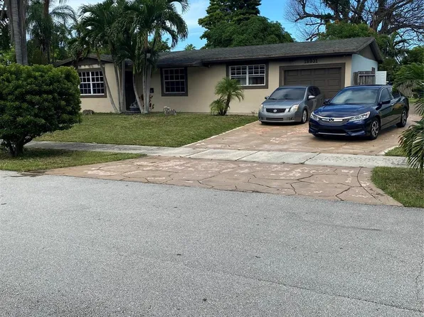 19931 SW 92nd Avenue, Cutler Bay, FL 33157