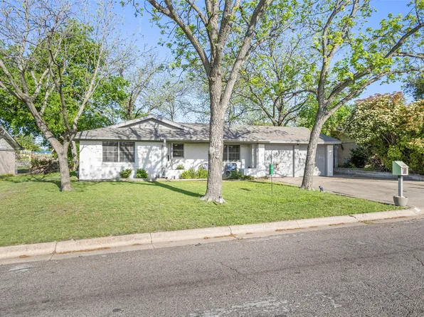 3608 Bandera Rd, Fort Worth, TX 76116