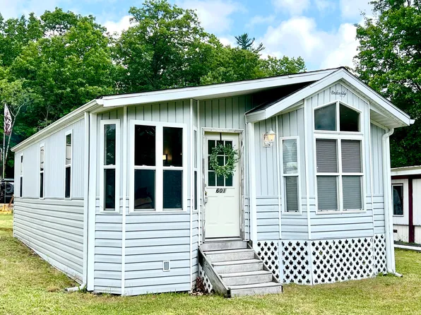 601 Sandbank Rd, Du Bois, PA 15801