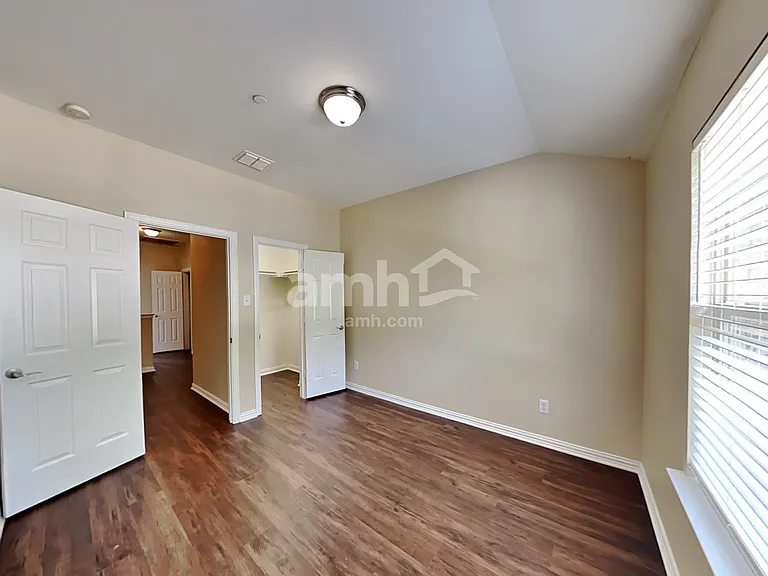 3706 Boxwood Dr — Photo 18