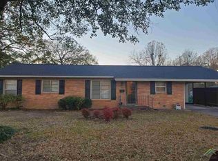 704 Campus Ave, Henderson, TX 75654