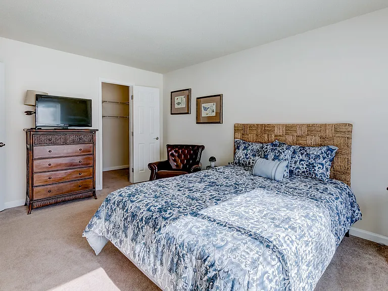 Peninsula Grove — Photo 12