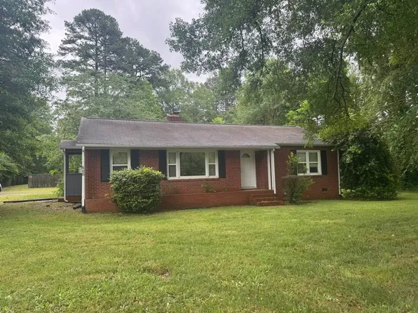 800 Mount Holly Huntersville Rd, Charlotte, NC 28214