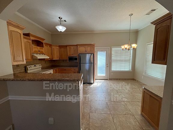 5th image of 6801 Shorey Ln