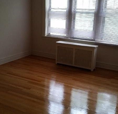 3rd image of 6156 N Talman Ave APT 2