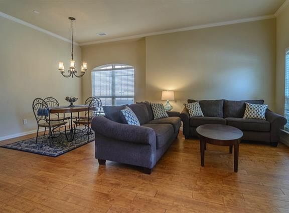 2nd image of 5617 Hampshire Dr
